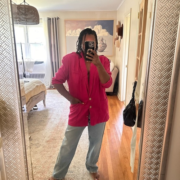 Dana Buchman - Picture 4 of 9